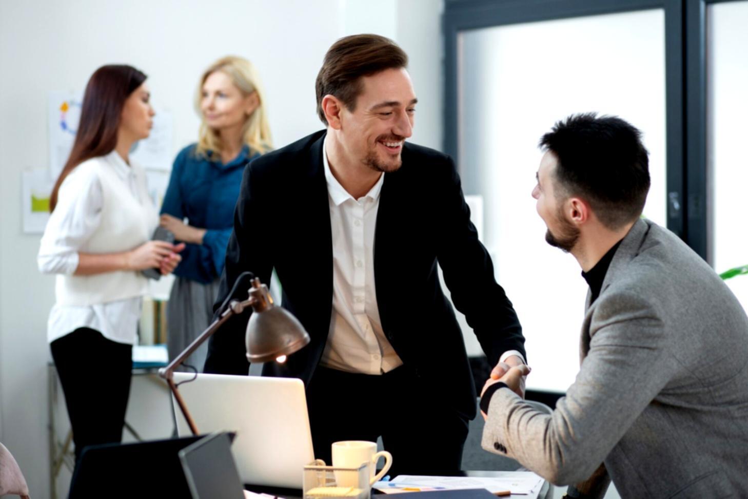 Professionelle Nageldesign-Ausbildung in der Praxis